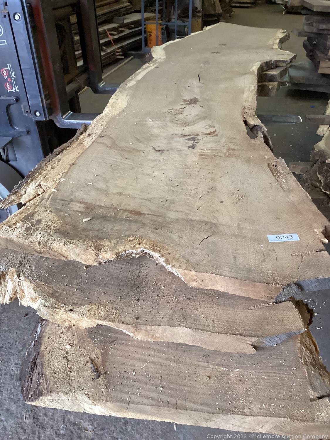 McLemore Auction Company Auction Artisan Wood & Furniture Sale