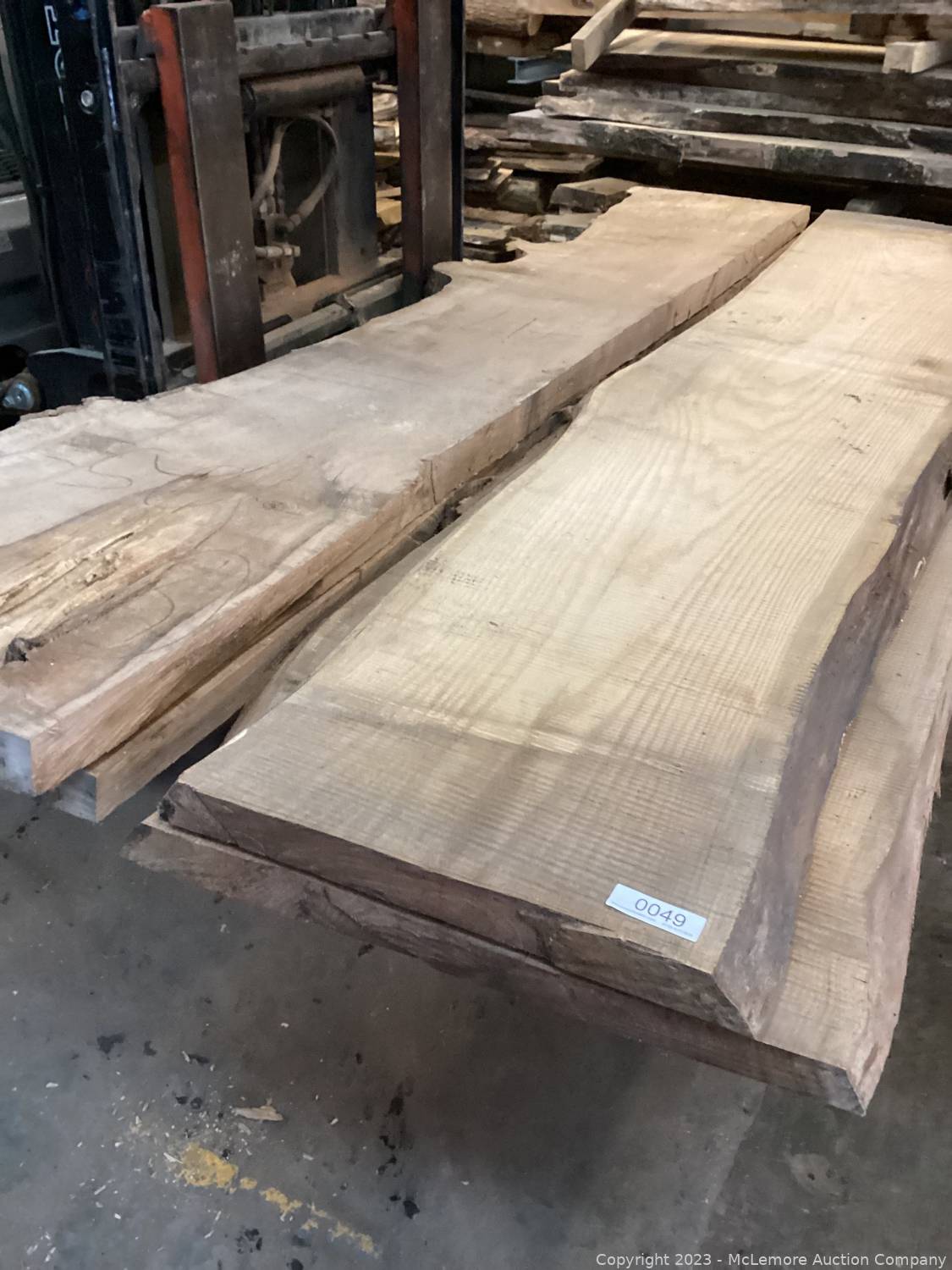 McLemore Auction Company Auction Artisan Wood & Furniture Sale