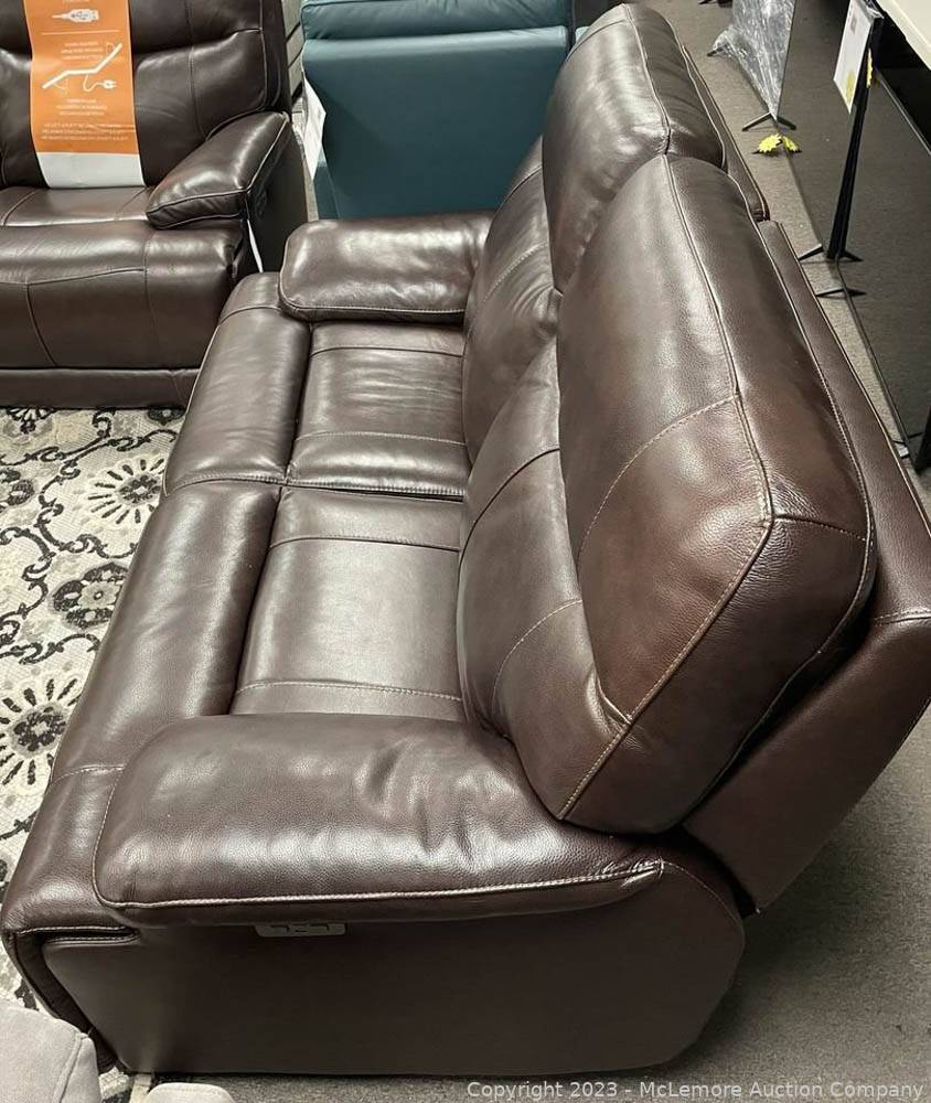 McLemore Auction Company Auction Thomasville and Raylin Sectionals