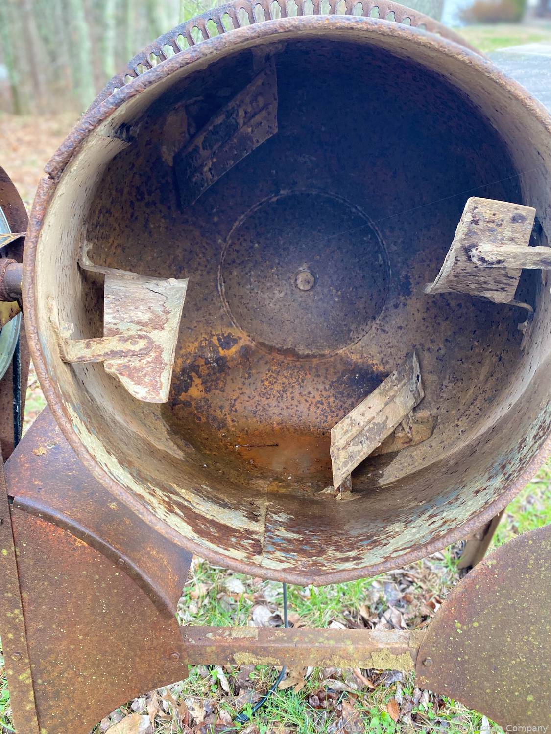 McLemore Auction Company Auction Moving Sale Antiques, Fine