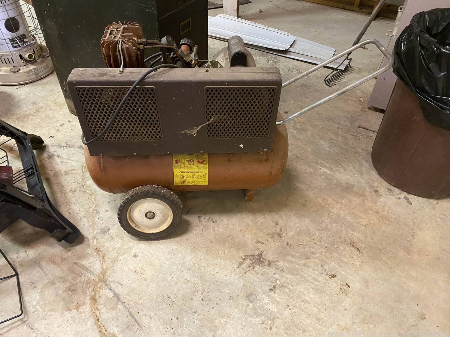 McLemore Auction Company Auction Moving Sale Antiques, Fine