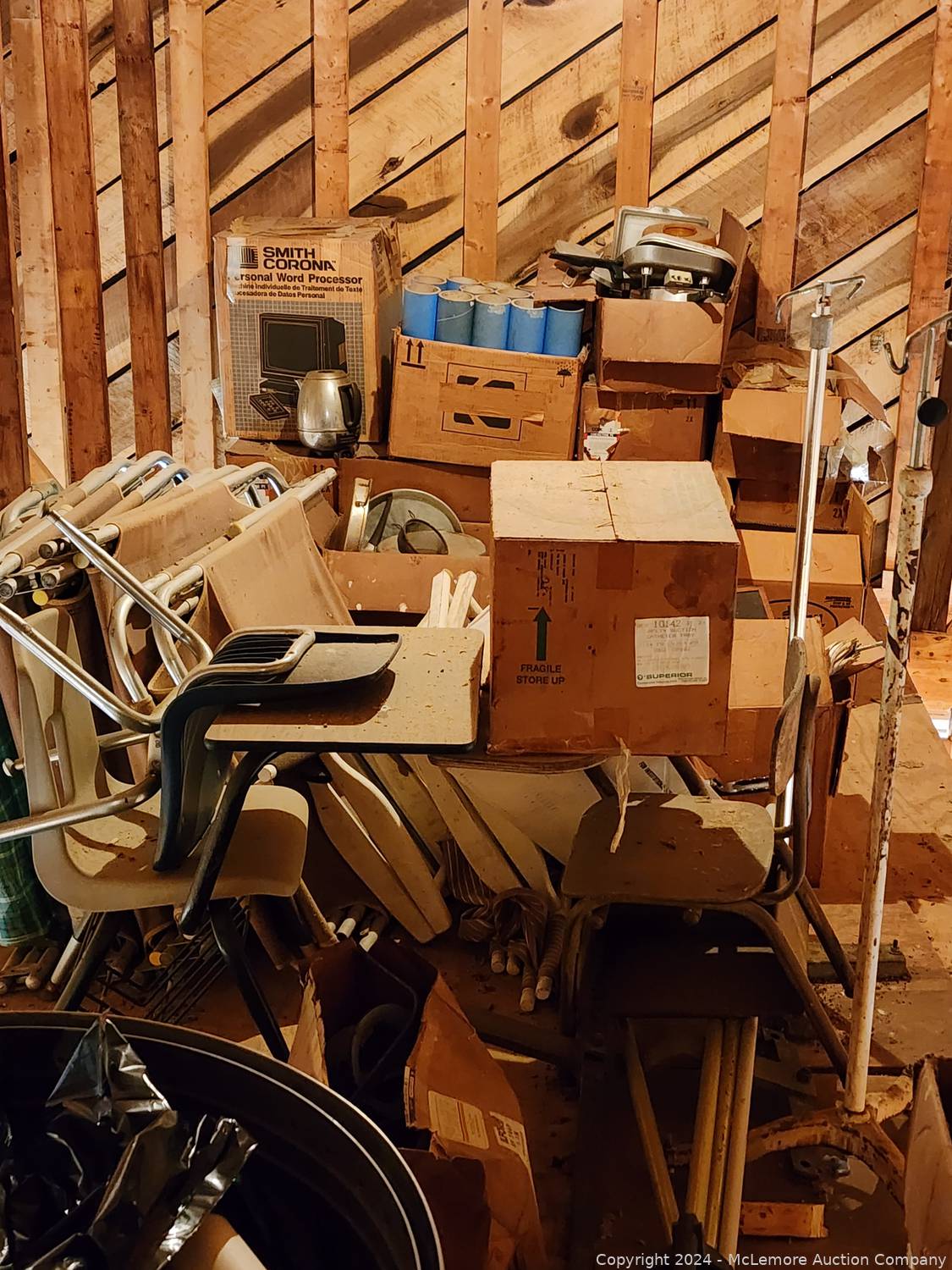 McLemore Auction Company Auction Estate Sale Antique & MidCentury