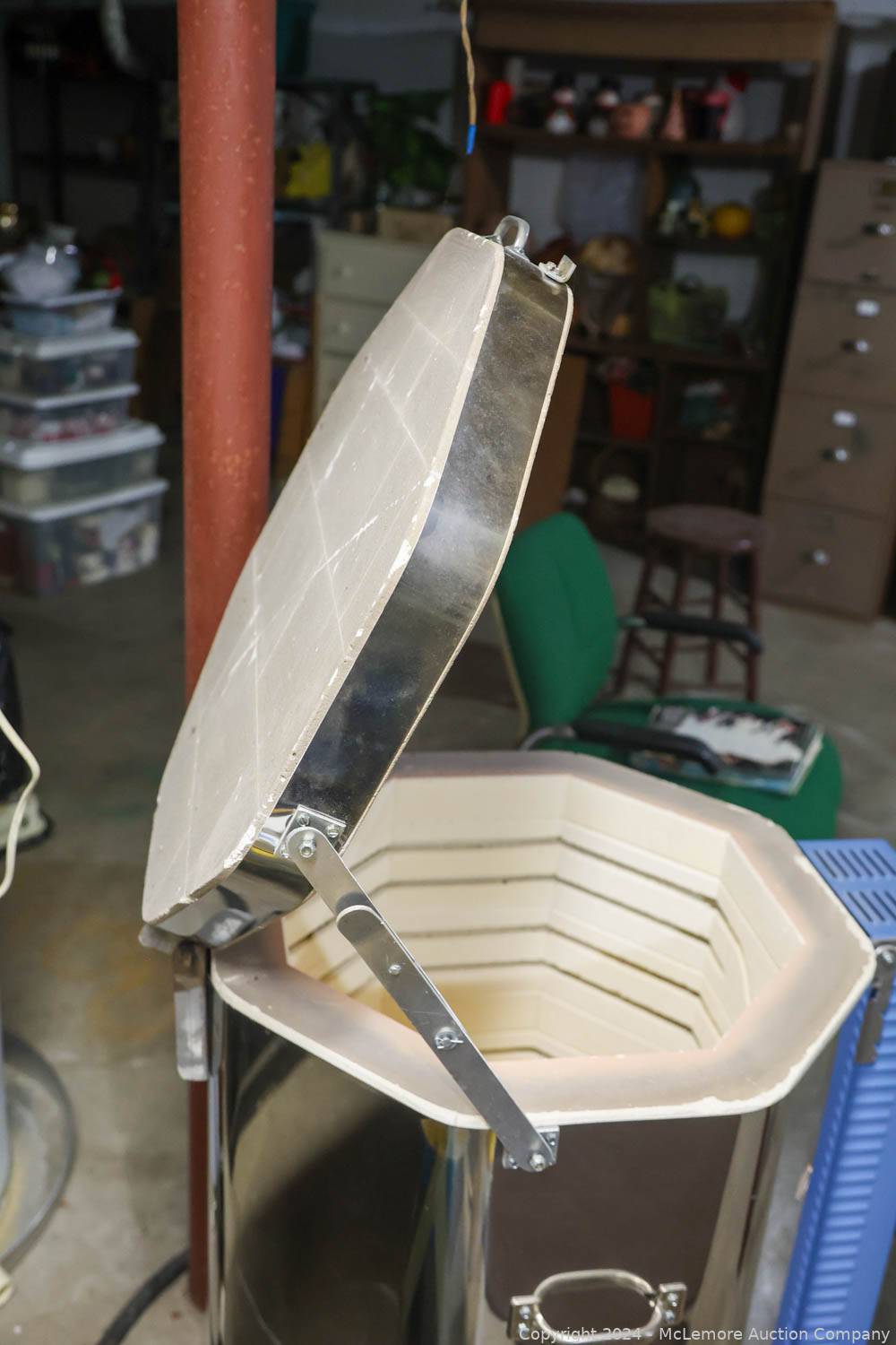 McLemore Auction Company Auction Complete Home Liquidation Roomby