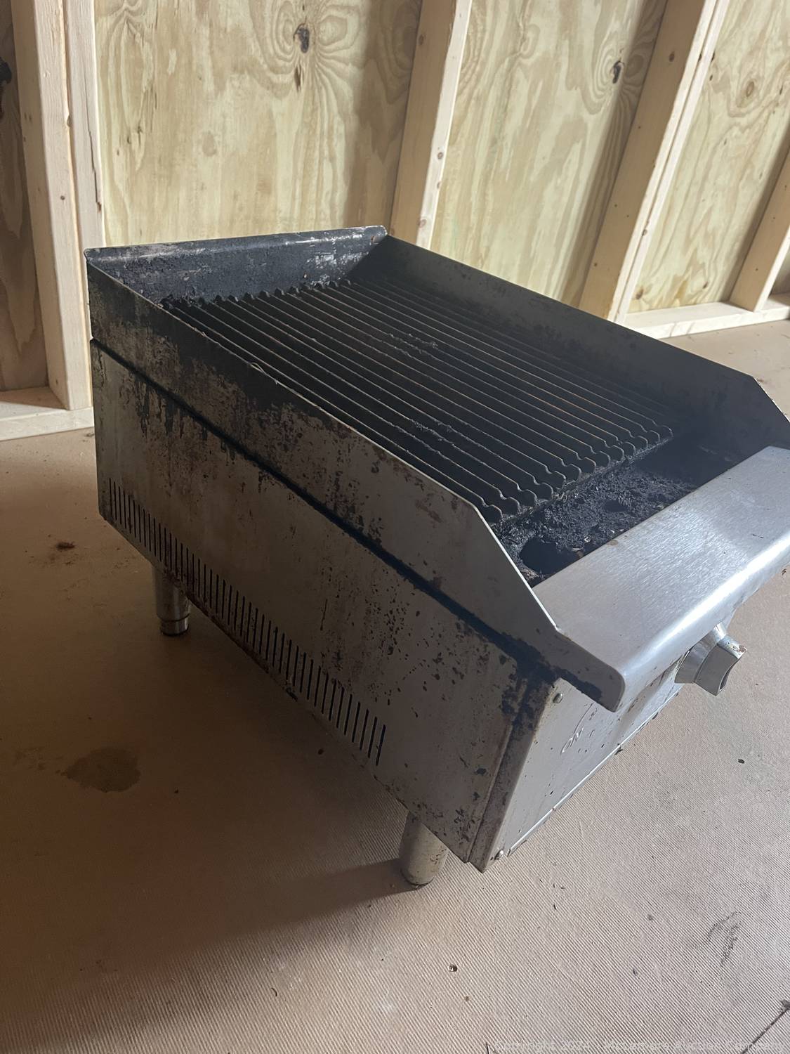 McLemore Auction Company Auction Surplus Restaurant Equipment and