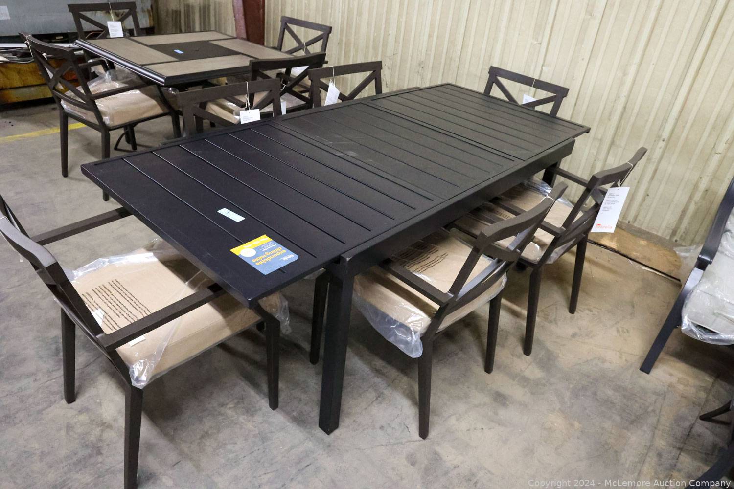 McLemore Auction Company Auction Columbia Liquidation Event Indoor