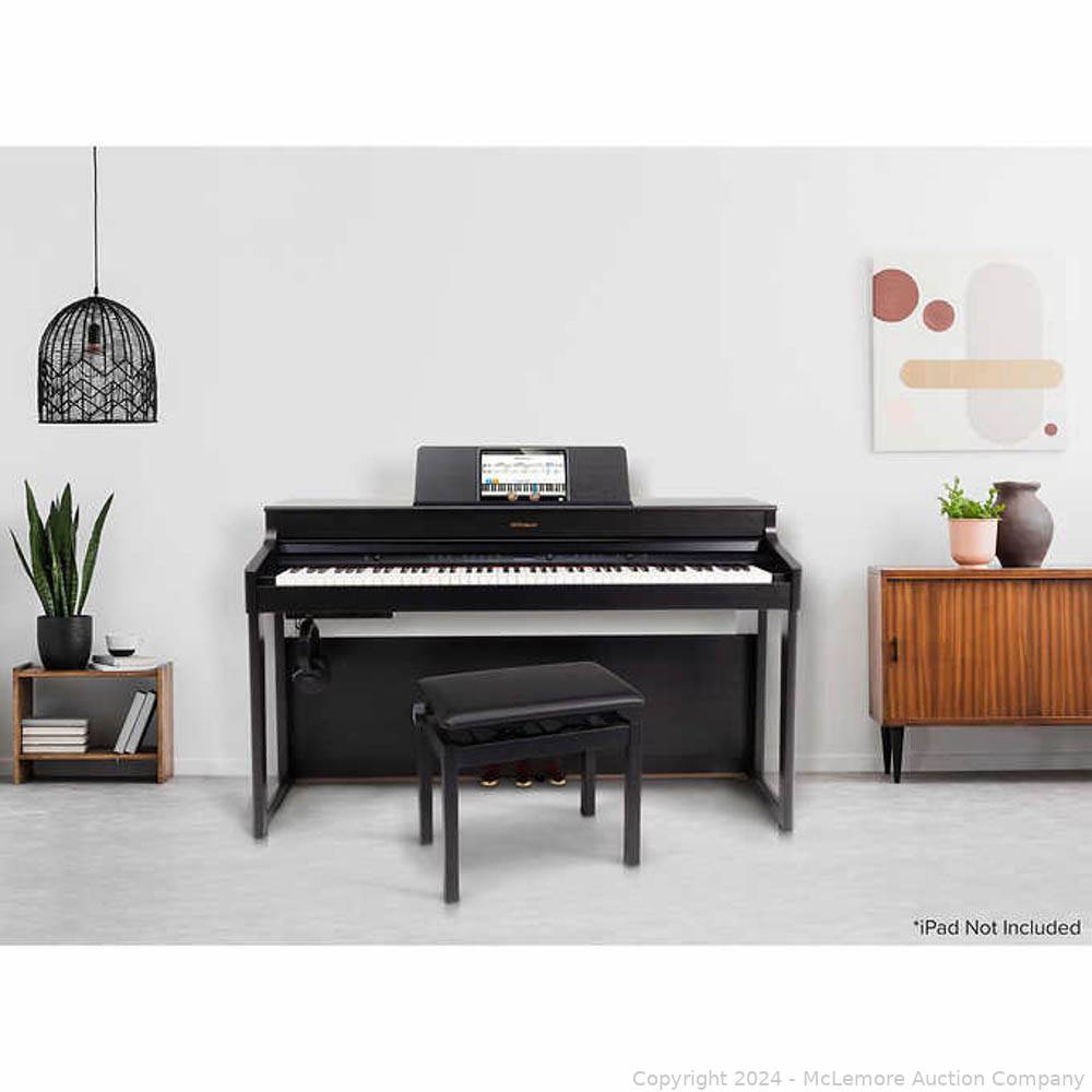 McLemore Auction Company Auction Brand New Items from the Wholesale