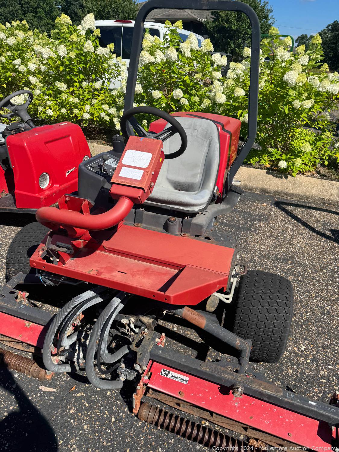 McLemore Auction Company Auction Lawn, Garden & Golf Course