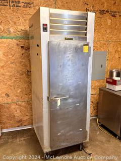 Traulsen G10010 Solid Door Refrigerator 