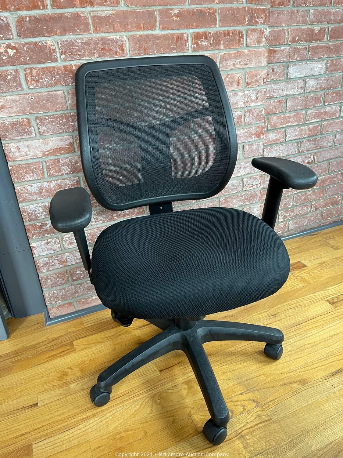 McLemore Auction Company Auction Office Furniture, Equipment, Art