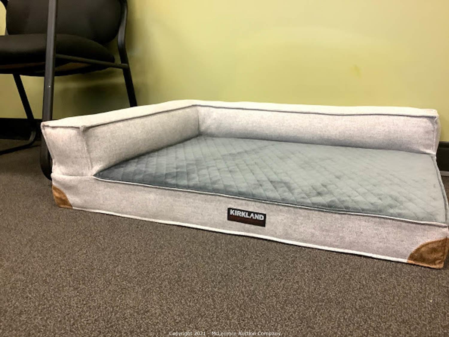 McLemore Auction Company Auction Grocery, Pantry and Pet Items