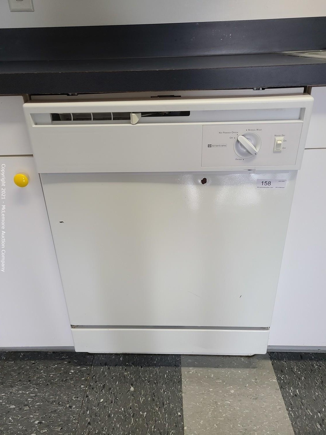 McLemore Auction Company Auction Assortment of Tools, Machinery