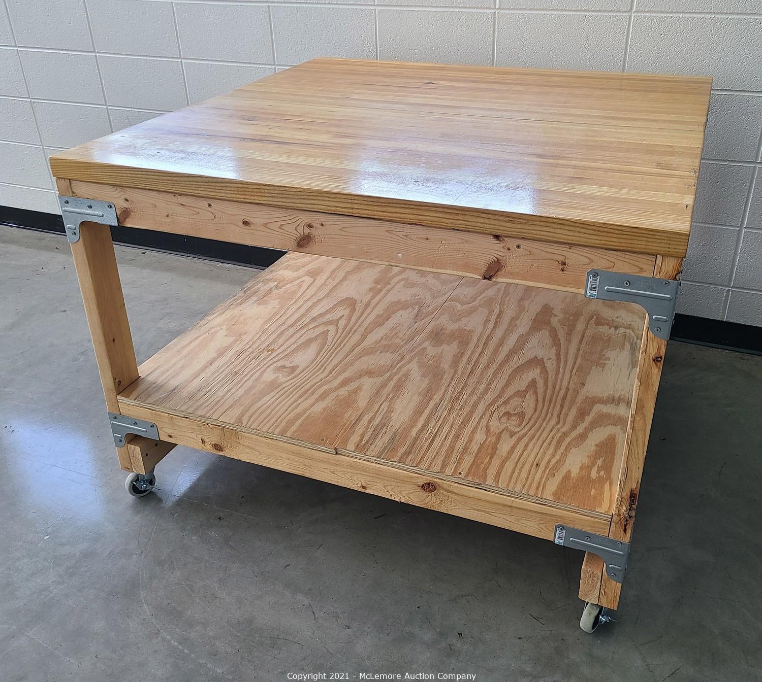 McLemore Auction Company Auction Assortment of Tools, Machinery