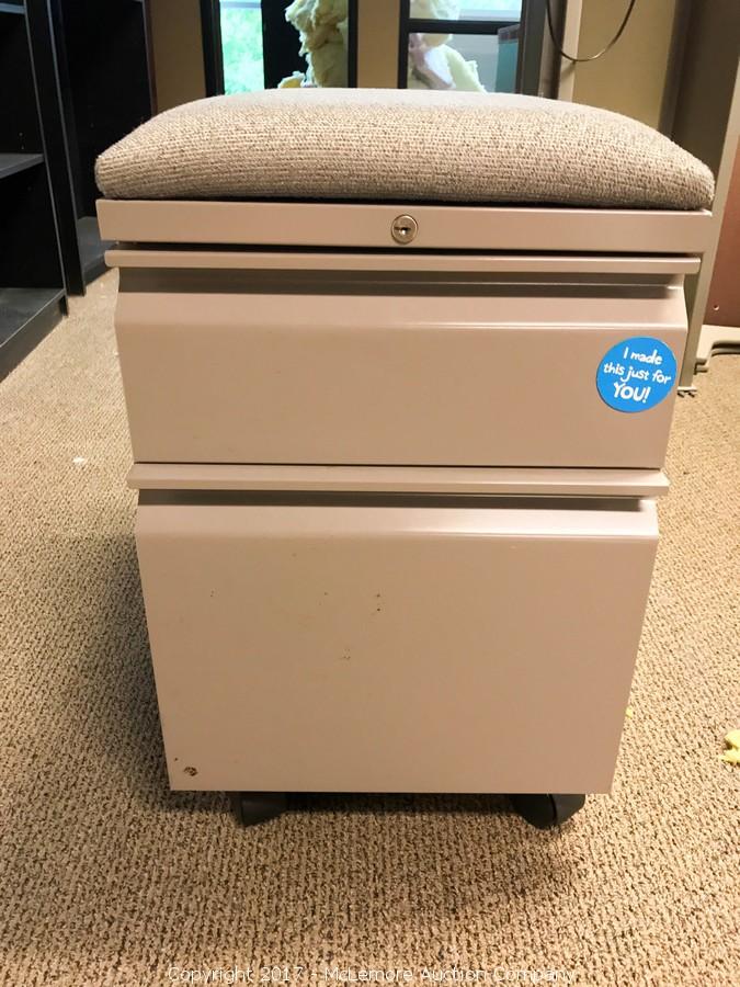 Mclemore Auction Company Auction Surplus Office Furniture And Equipment In Franklin Tn Item Metal Filing Cabinet Stool On Casters