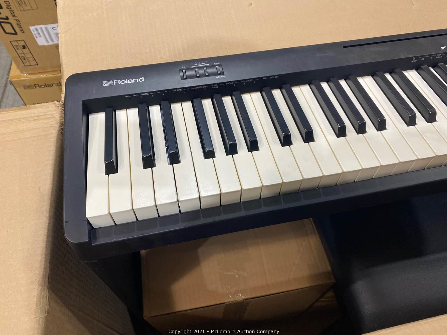 McLemore Auction Company Auction Huge Quantity of Kitchen, Musical