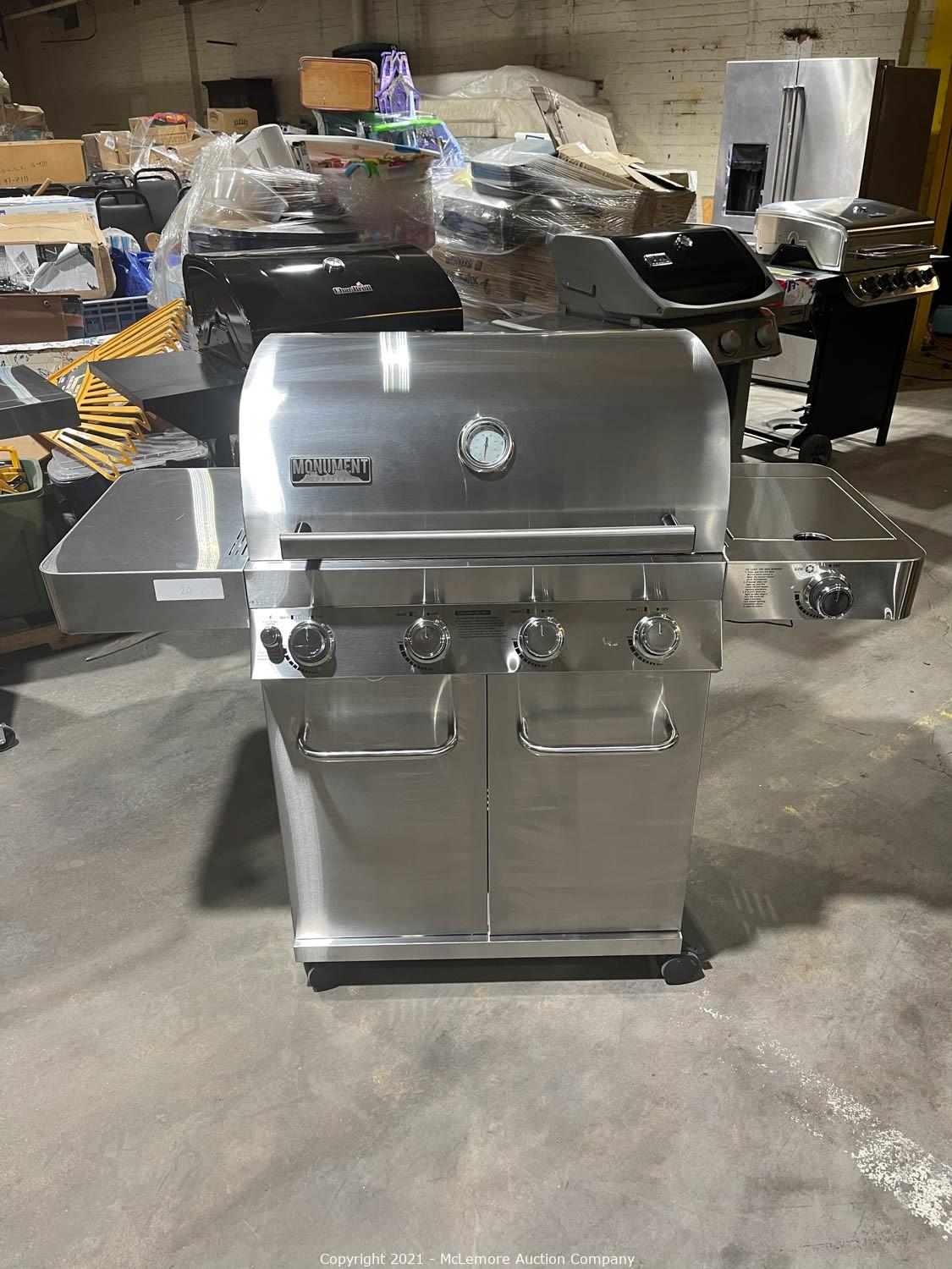 Mclemore Auction Company Auction Lowes Returns And Overstock Grills Lawn And Garden And 8004