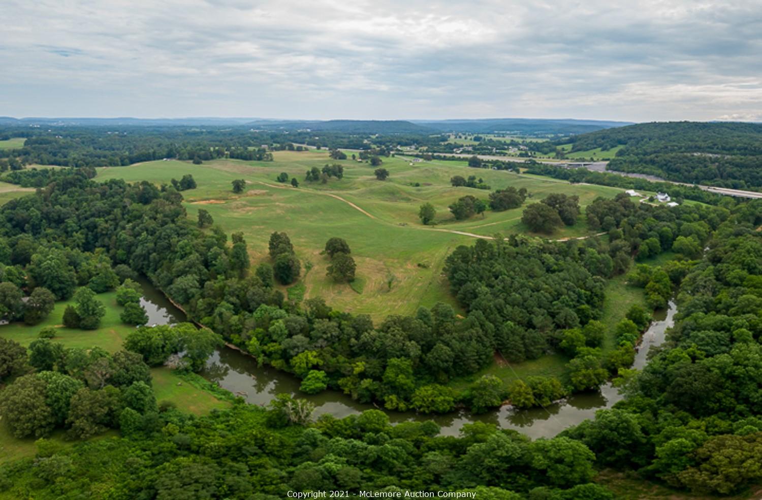 McLemore Auction Company Auction Tennessee Cattle Farm with