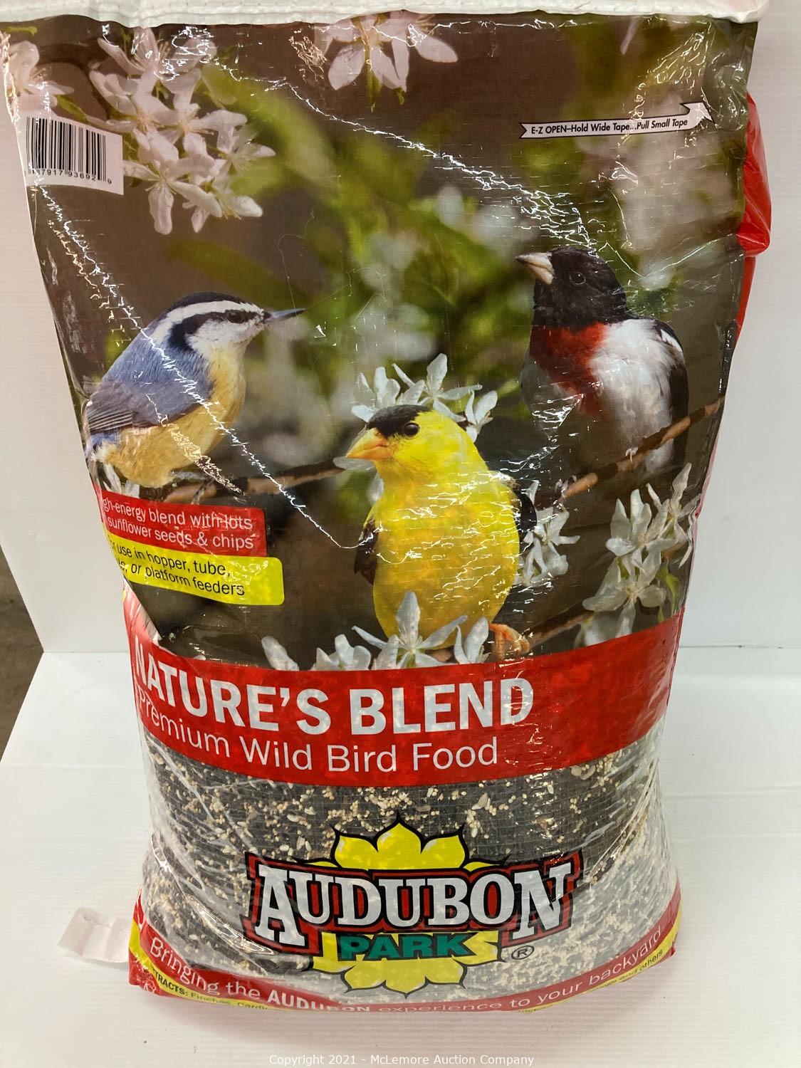 McLemore Auction Company Auction Huge Amount of Pantry, Grocery and