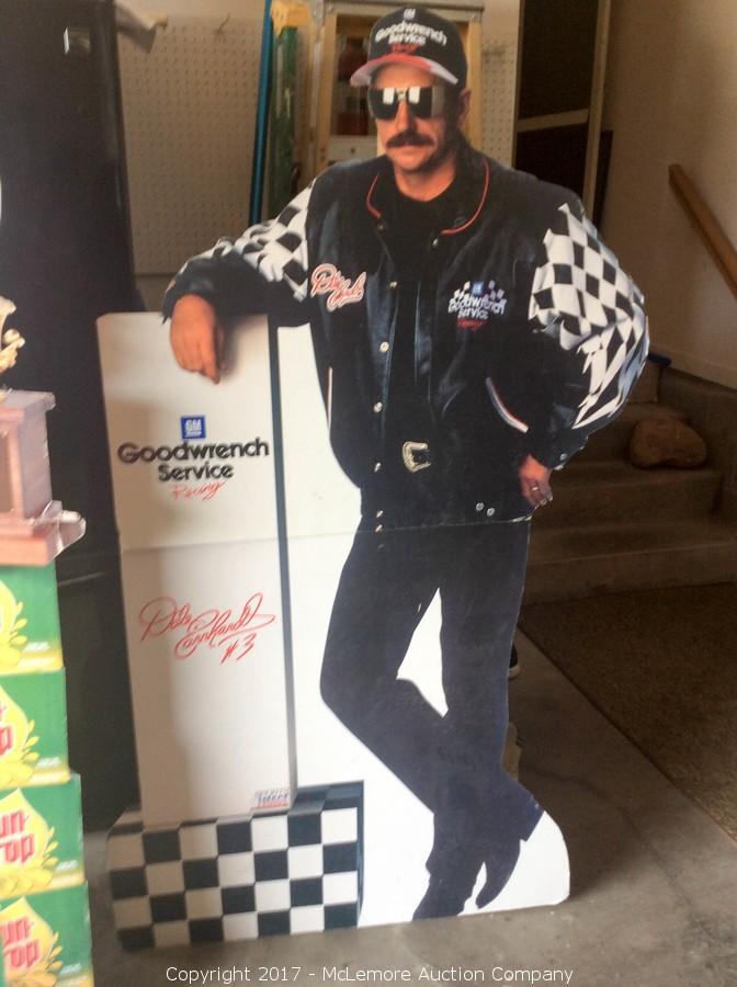 McLemore Auction Company Auction Signed Sports Memorabilia, QVC and