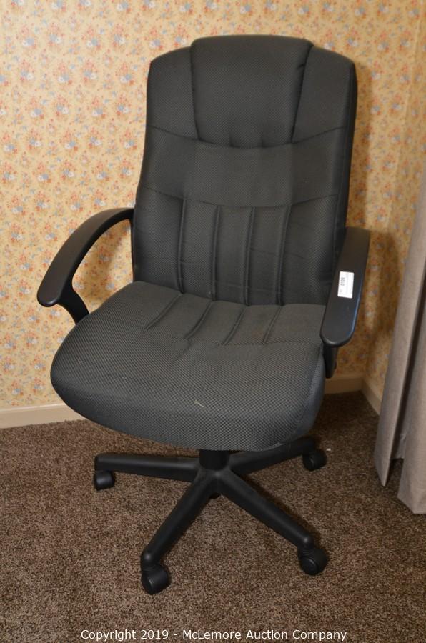 McLemore Auction Company Auction 2011 Buick LaCrosse, 2003 Chevy