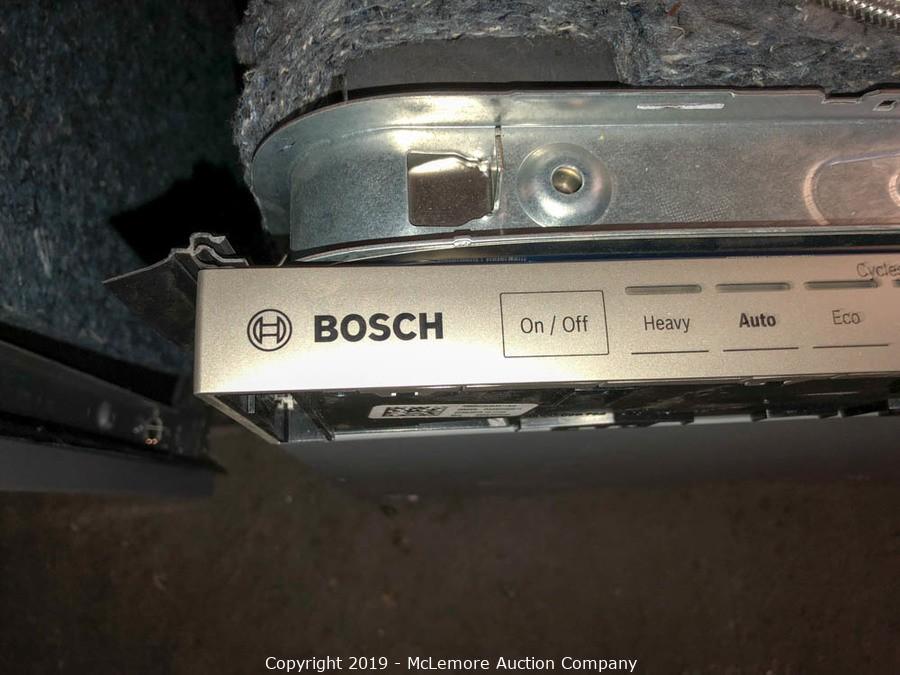 McLemore Auction Company Auction Gas and Electric Ranges, Double