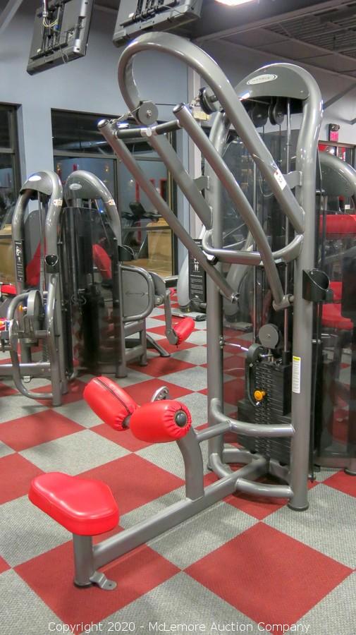 diverging lat pulldown machine