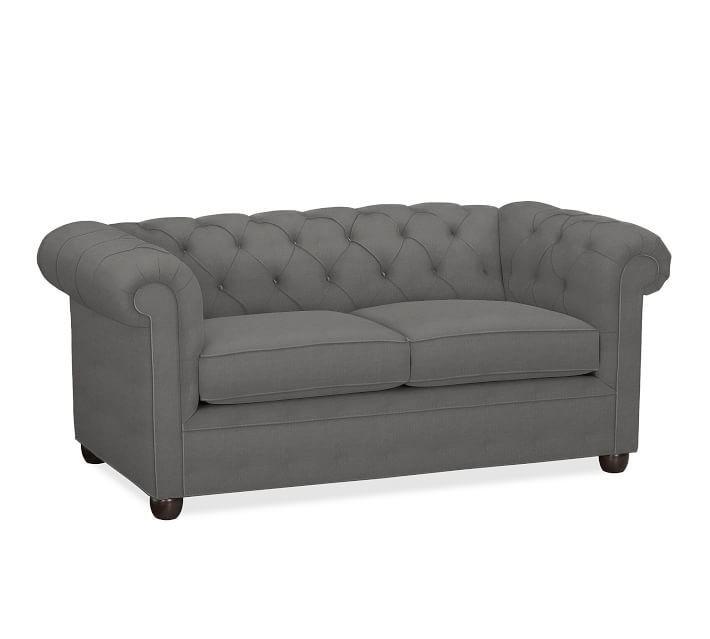 McLemore Auction Company Auction Large Quantity of Furniture from