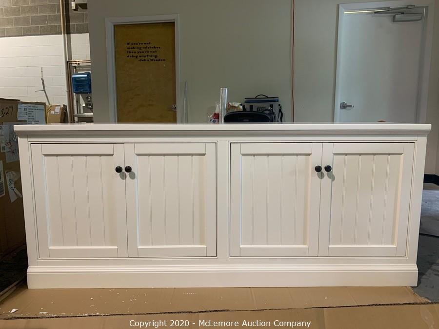 McLemore Auction Company Auction Large Quantity of Furniture from