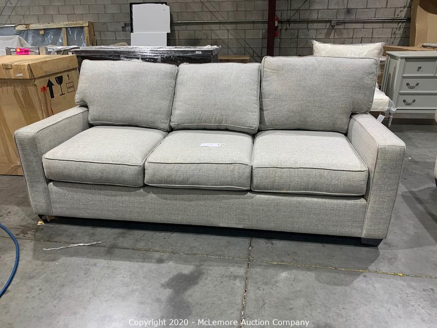 McLemore Auction Company - Auction: Large Quantity of Furniture from ...