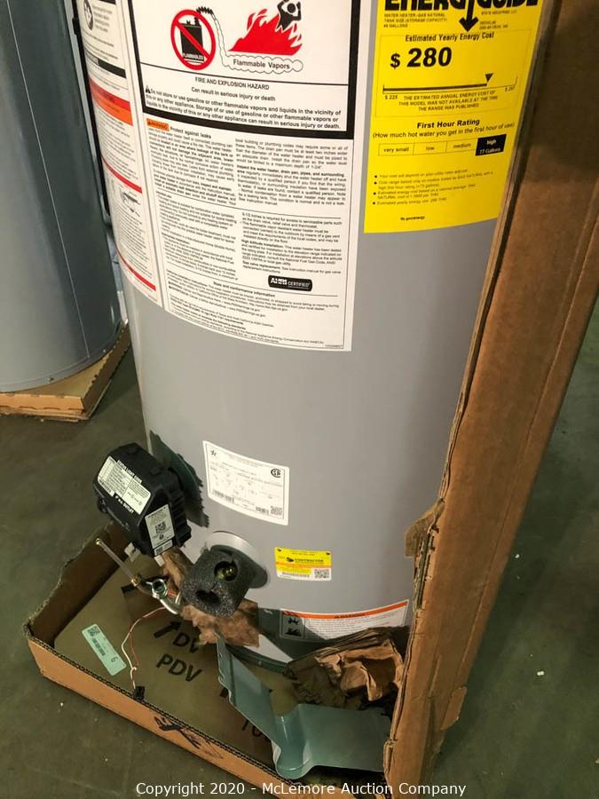 McLemore Auction Company Auction Ranges, Ovens, Microwaves, Lighting