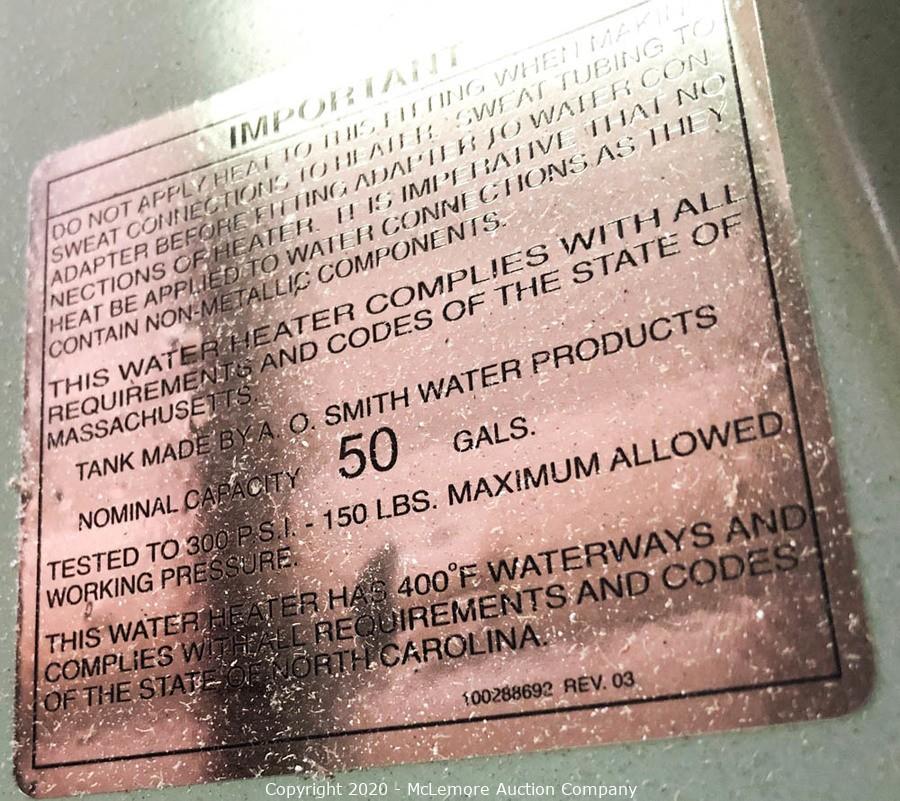 McLemore Auction Company Auction Ranges, Ovens, Microwaves, Lighting