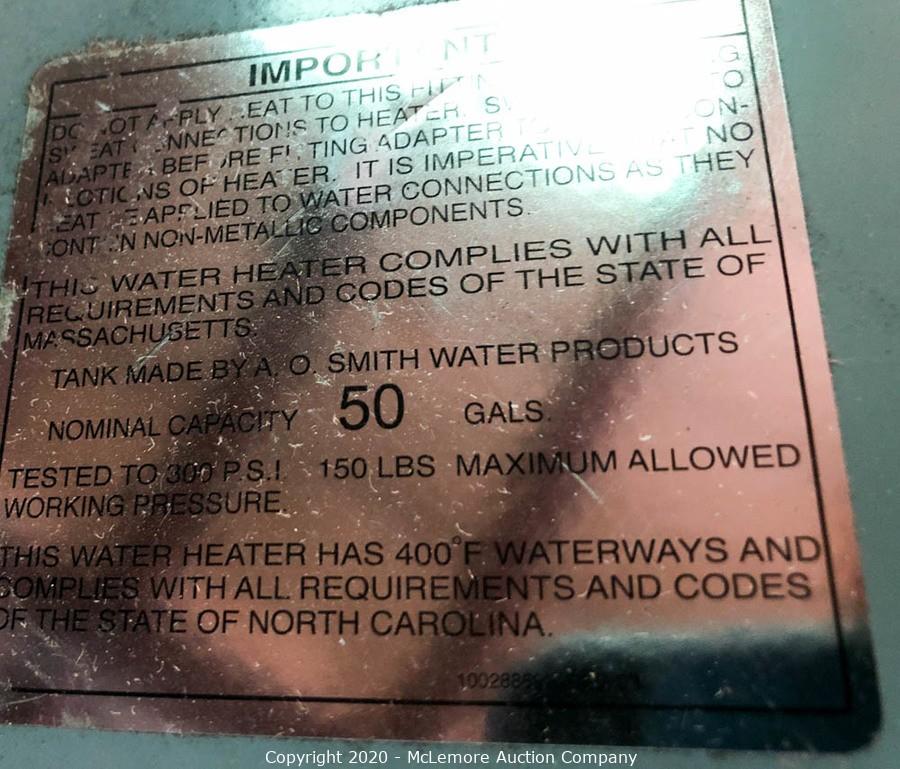 McLemore Auction Company Auction Ranges, Ovens, Microwaves, Lighting