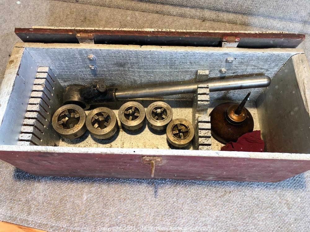 decked builder freezing not respondin